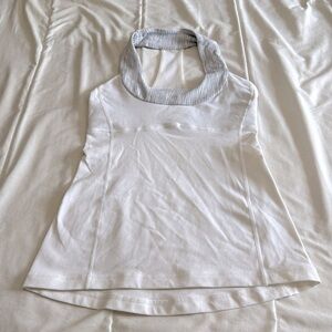 Lululemon Scoop Neck Tank in White and Gray Size 4